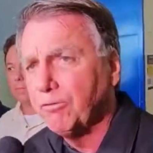 Defesa de Bolsonaro nega contato com vídeos de Eduardo e afirma cumprimento rigoroso das medidas