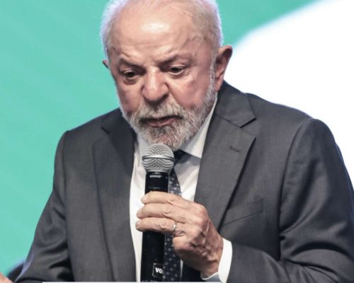 Dois atores recusaram interpretar Lula no Carnaval; papel só foi preenchido após interferência de Lula e Janja