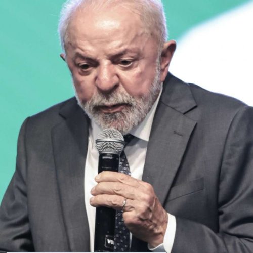 Dois atores recusaram interpretar Lula no Carnaval; papel só foi preenchido após interferência de Lula e Janja