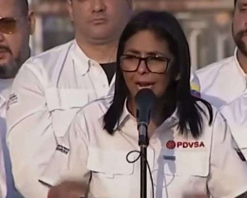 Presidente interina da Venezuela, Delcy Rodríguez, desafia Washington e corre risco fatal