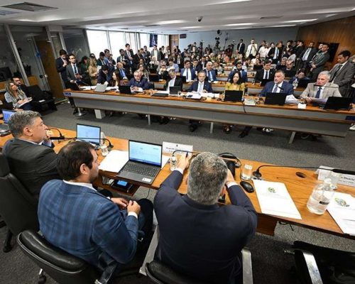 CPMI convoca cunhado e ex-noiva de Vorcaro e aperta o cerco contra o banqueiro