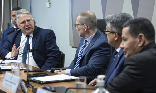 CPI do Crime Organizado: relatório rejeitado, mas escândalo permanece vivo nas ruas