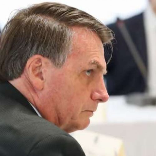 Bolsonaro cobra de Moraes o básico da dignidade na cela