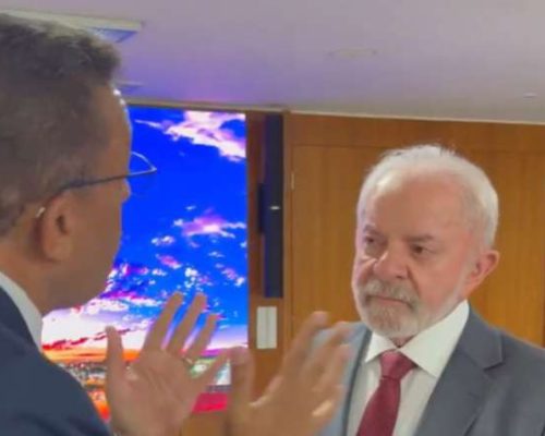 Ex-aliado de Bolsonaro se encontra com Lula e ora por ele (Veja o vídeo!)
