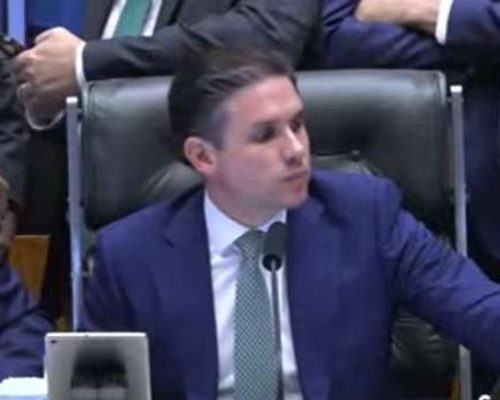 Hugo Motta e a Crise na Mesa Diretora: Um Confronto de Ideais