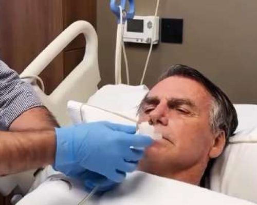 Bolsonaro é obrigado a usar protetores auriculares contra ruído ensurdecedor na prisão