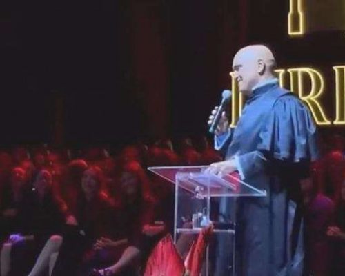 Formatura da USP revela vergonha moral e degradação ética