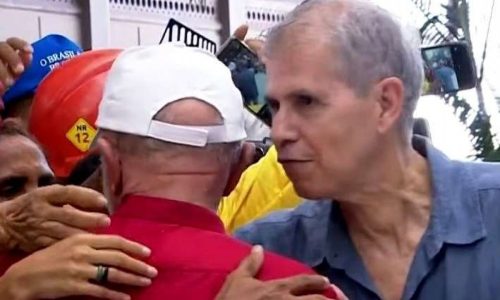 A estratégia amadora de Sidônio: paca não emociona brasileiro que passa fome