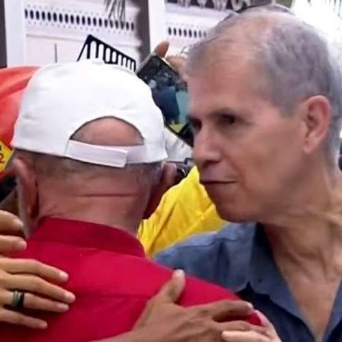 A estratégia amadora de Sidônio: paca não emociona brasileiro que passa fome