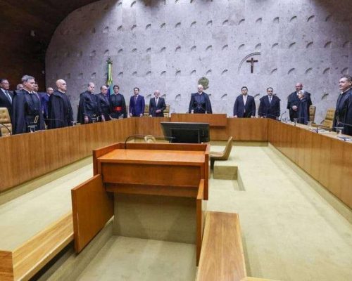 Folha de S.Paulo, com 7 anos de atraso, admite: o Inquérito das Fake News configura tribunal de exceção