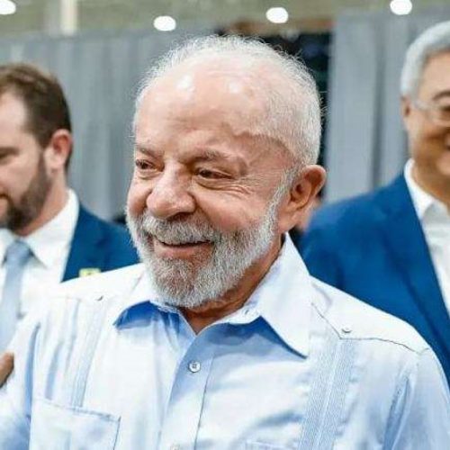 Lula faz piada de mau gosto com chineses e comete gafe internacional