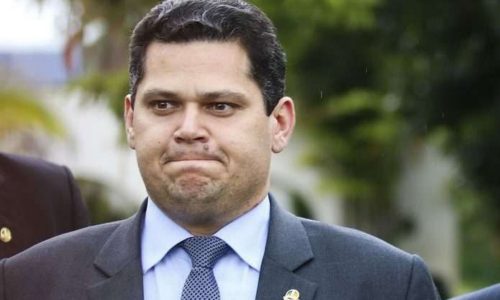 Documento que inocentou Alcolumbre de desvio de R$ 2 milhões simplesmente sumiu do STF