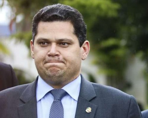 Documento que inocentou Alcolumbre de desvio de R$ 2 milhões simplesmente sumiu do STF