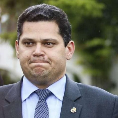 Documento que inocentou Alcolumbre de desvio de R$ 2 milhões simplesmente sumiu do STF