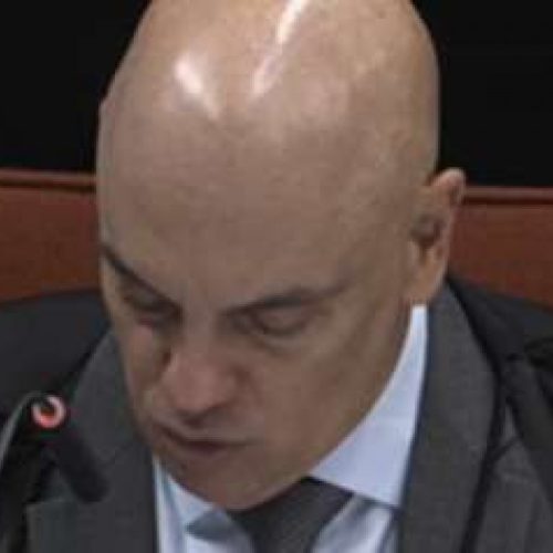 Moraes recua e barra visita de assessor de Trump a Bolsonaro após Itamaraty alegar ‘ingerência eleitoral’