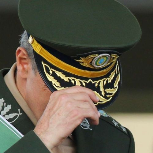 Acusar general de “covarde” vira crime e leva direto ao STF