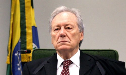 Lewandowski paga mais que o dobro por mansão e vê imóvel bloqueado pela Justiça em um mês