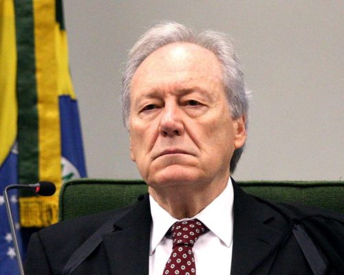 Lewandowski paga mais que o dobro por mansão e vê imóvel bloqueado pela Justiça em um mês