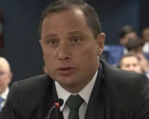 Mauro Cid perde a moral e se aposenta do Exército