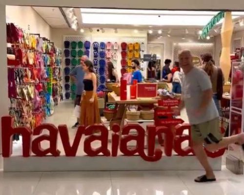 CONCORRENTES DA HAVAIANAS IMPÕEM LIÇÃO NA LACRAÇÃO, NÃO PERDENDO TEMPO