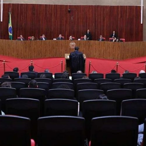 Kássio Nunes Marques é eleito presidente do TSE e comandará eleição de 2026