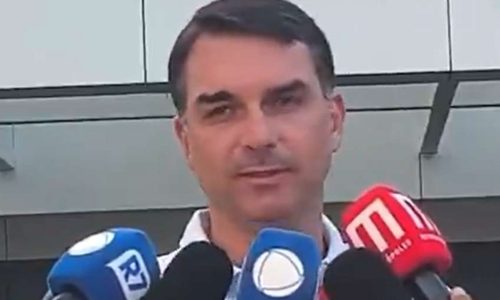 URGENTE: BOLSONARO ESCREVE CARTA E FLÁVIO VAI LER EM PÚBLICO HOJE Veja o vídeo!