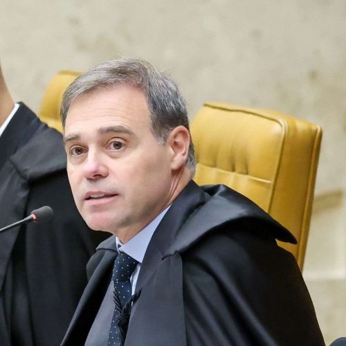 A educação e fineza de Mendonça para silenciar Moraes (Veja o vídeo!)