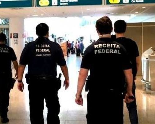 Auditores da Receita Federal criticam inquérito de Moraes sobre quebra de sigilo de ministros