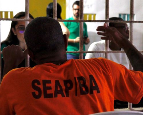 Preso desde outubro, deputado se filia a novo partido da cadeia para tentar reeleição