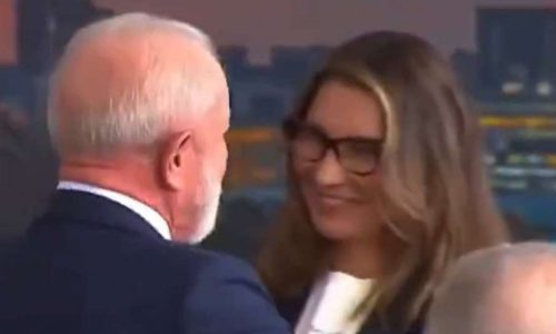 Lula recebe alta hospitalar após procedimentos na cabeça e no punho