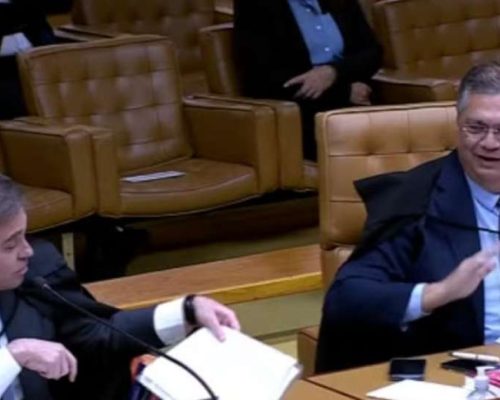 URGENTE: Flávio Dino ‘surta’ e vai ao ataque contra André Mendonça