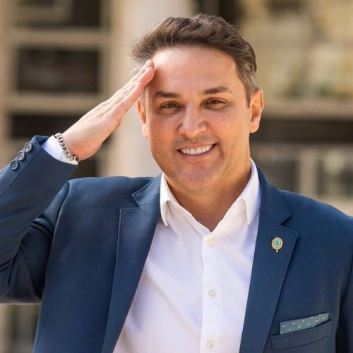 Pesquisa no RS confirma liderança de Zucco e revela que Eduardo Leite terá dificuldades numa disputa ao Senado