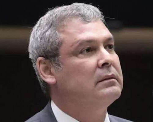 Prefeitura de Nova Iguaçu cobra dívida de quase R$ 5 milhões de Lindbergh por irregularidades