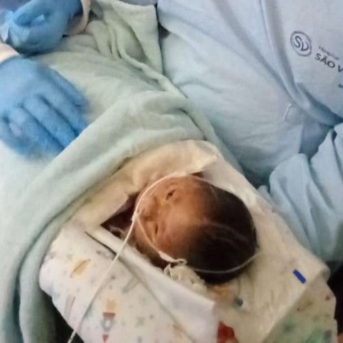 Um anjinho precisa de sua ajuda nesse fim de ano…