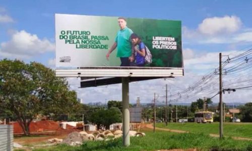 Estratégia Silenciosa no Jardim Botânico: O Movimento de Advogados em Ação