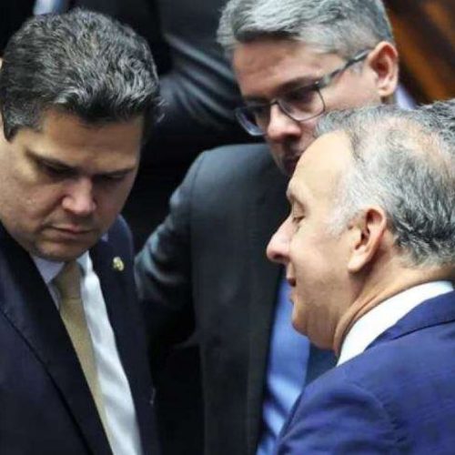 Senadores Ignoram Alcolumbre e Avançam em Três Frentes para Investigar o Caso Master