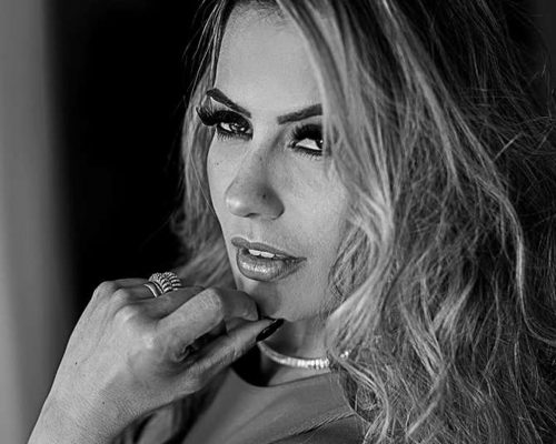 INFLUENCIADORA DE ESTILO DE VIDA E FITNESS MORRE NA BATALHA CONTRA O CÂNCER