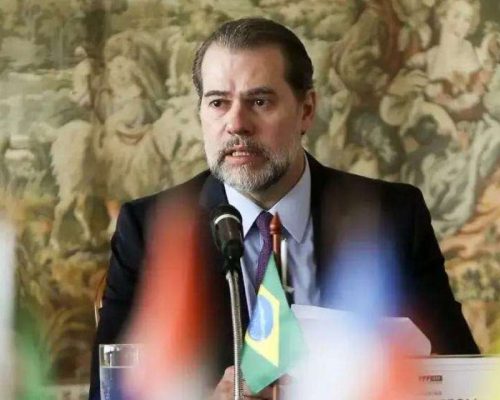 Deputadas do PSOL e da Rede pedem afastamento de Toffoli do caso Master e exigem CPMI