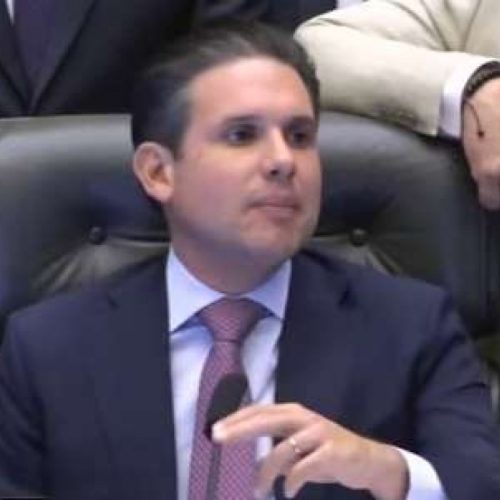 Hugo Motta celebra mais uma derrota do PT na Câmara