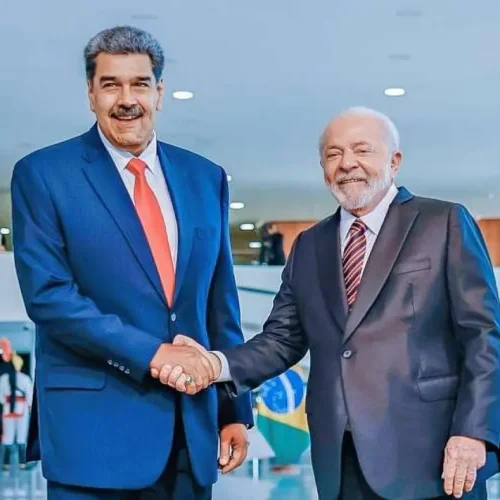 Lula Reafirma Apoio à Ditadura Chavista na Venezuela Sob Pressão dos Estados Unidos