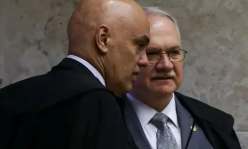 Defesa de Daniel Silveira Reitera Pedido a Moraes no STF por Desbloqueio de CPF