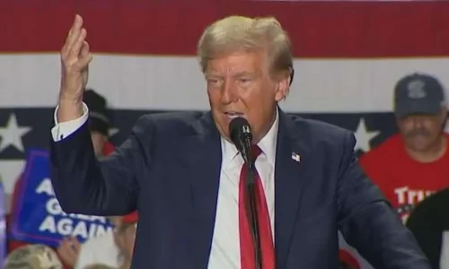 Flávio Bolsonaro Desafia EUA: ‘Operem Contra o Tráfico na Baía de Guanabara!’