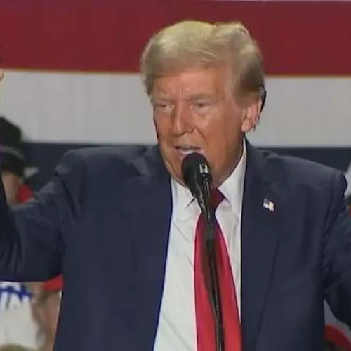 Flávio Bolsonaro Desafia EUA: ‘Operem Contra o Tráfico na Baía de Guanabara!’