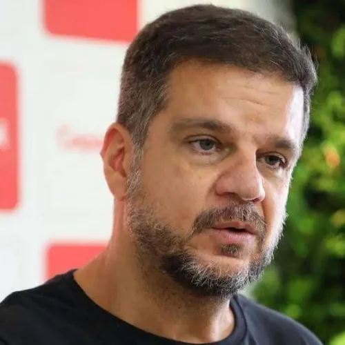 Pimentel Adverte: Facções Promovem ‘Terrorismo’ no Rio e Atacam Soberania Nacional