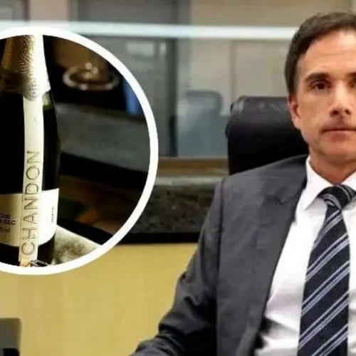 Máscara Cai: Juiz crítico da Lava Jato é investigado por furto de luxo no TRF-4