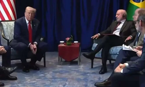Encontro de Alto Nível: Trump e Lula Conversam na Malásia