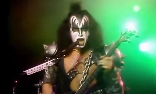 Kiss em Luto: Chefe de Segurança Danny Francis morre menos de um mês após guitarrista Ace Frehley