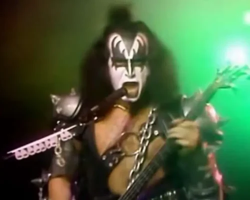 Kiss em Luto: Chefe de Segurança Danny Francis morre menos de um mês após guitarrista Ace Frehley