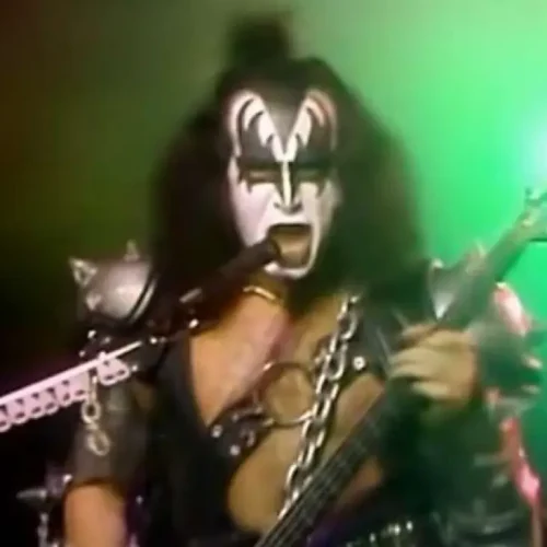 Kiss em Luto: Chefe de Segurança Danny Francis morre menos de um mês após guitarrista Ace Frehley