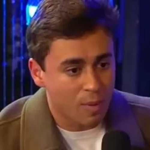 Ameaça a Nikolas Ferreira: Influenciadora Brenda Laranja é Interrogada pela Polícia no ES